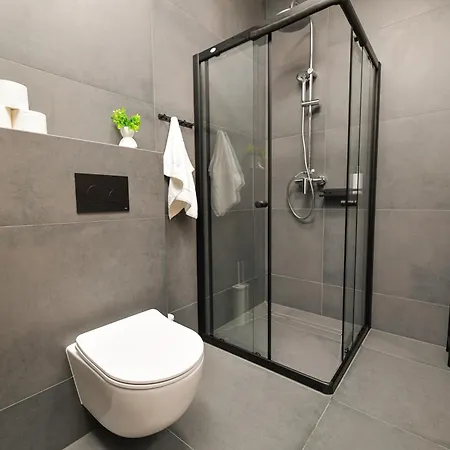 Sunset By Housine Apartment *