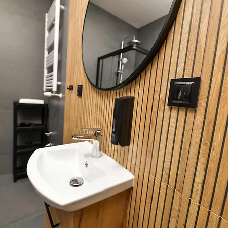 Apartment Sunset By Housine